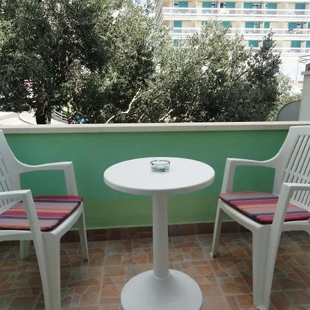 Aparthotel D'arte Makarska